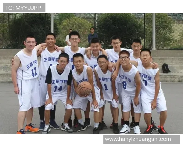 南京足球队崛起之路:从默默无闻到联赛强队的成长历程 南京足球队崛起之路:从默默无闻到联赛强队的成长历程