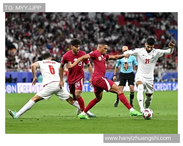 日本国奥队迎战卡塔尔队争夺亚洲足球赛重要胜利