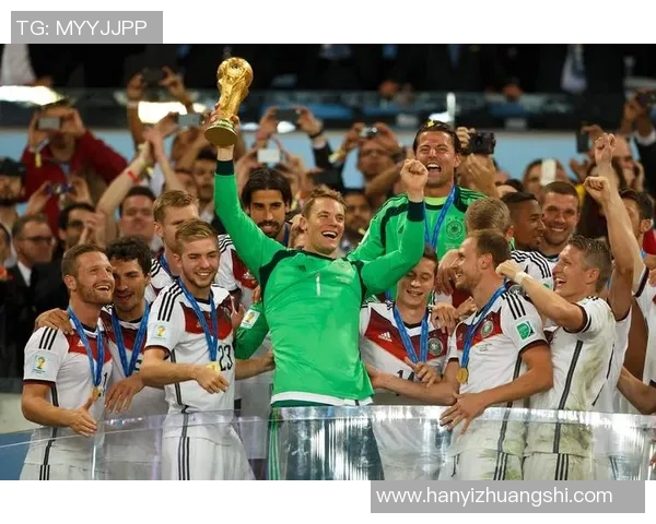 诺伊尔重伤缺席整个赛季拜仁急聘德赫亚应急救援