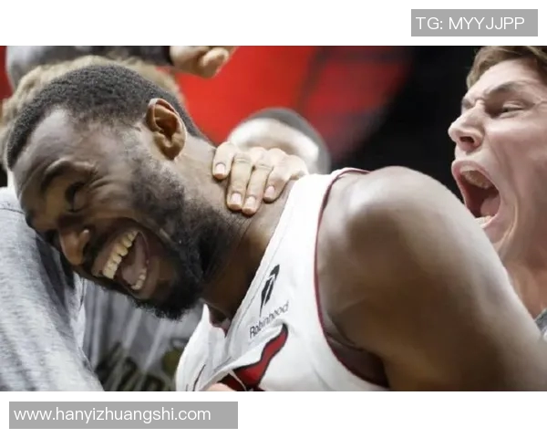 骑士与热火激战正酣新浪影评带你深入赛事背后的故事与精彩瞬间