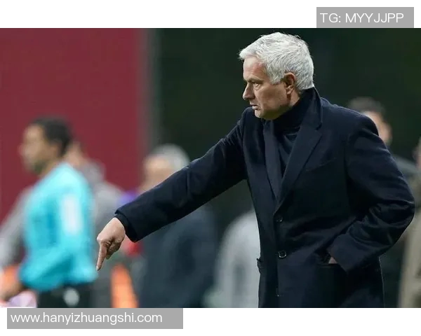 穆里尼奥怒斥欧足联罗马因争议点球遗憾出局引发热议